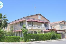 House for Sale 324m in English Village