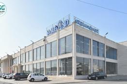 معرض 1300م للإیجار 