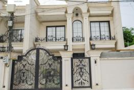 خانوو بۆ فرۆشتن 212م لە گەڕەکی برایەتی (حي الزباط)