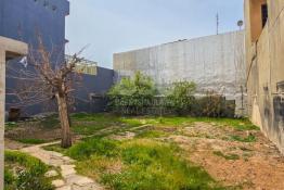 ارض للبيع 300م في حي برايتي