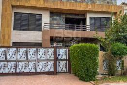 House 450m for rent in Dream City