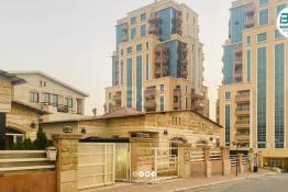 House For Sale 187m in Family Land 