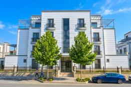 ApartVilla 268m for Sale in Floria City