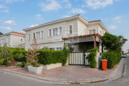 House for Sale 200m in Hiwa City