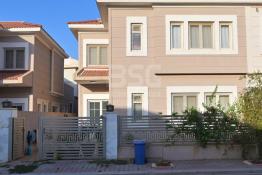 House for Sale 200m in Hiwa City