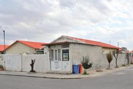 House 215m for Sale in Korean Village