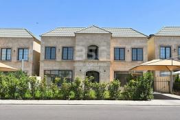Villa 430m for Sale in Spanish Village 1