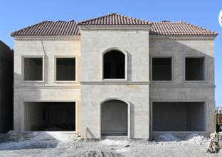 فیلا للبیع 430م في مشروع قریة اسبانیة  