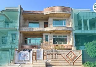 دار للبیع 200م في حي بختیاري