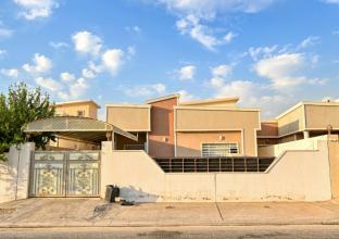 خانوو بۆ فرۆشتن 250م لە گەنجان ستی