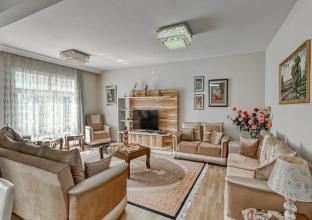 عقار للإیجار 175م في امبایر رویال