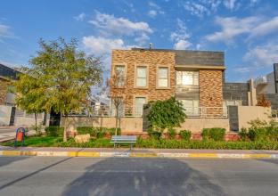 خانوو بۆ فرۆشتن 300م لە لانە ستی