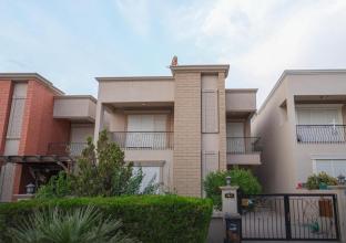 دار للايجار 200م في مشروع ازادي نوي