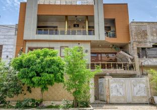 دار للبیع 200م في حي بختیاري