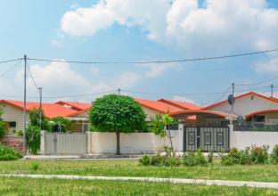 خانوو بۆ فرۆشتن 200م لە گوندی کۆری