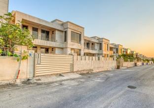 خانوو بۆ فرۆشتن 350م لە گەنجان ستی