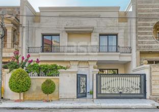 دار للبیع 200م في حي سربستي(32 بارك)