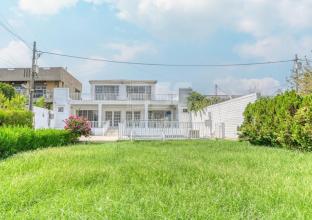 دار للايجار 590م في حي زانیاري