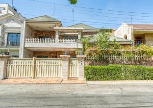 دار للبیع 300م في حي رابرین