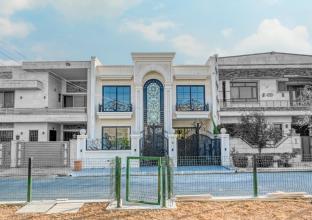 دار للبیع 200م في حي سربستي(32 بارک)