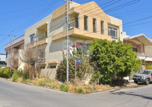 دار للبیع 240م في حي نازناز