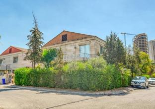 دار للايجار 324م في قریة انکلیزیة