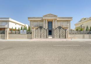 ڤێلا بۆ فرۆشتن 1000م لە سلاڤا ستی