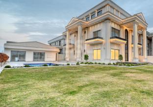 ڤێلا بۆ فرۆشتن 1400م لە گەنجان ستی