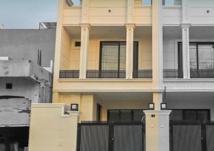 خانوو بۆ فرۆشتن 100م لە گەرەکی ئازادی