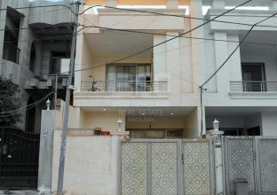 بيت للبيع 100م في حي بختیاري