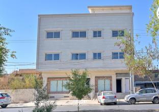 مجمع طبي للإیجار 450م في حي روناکي