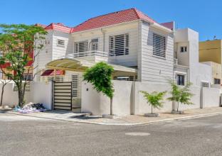 خانوو بۆ فرۆشتن 220م لە کوردستان ستی