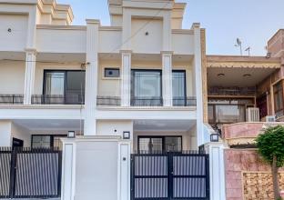 دار للبیع 100م في حي هوليري نوي