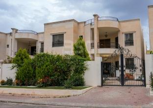 بيت للبيع 350م في كنجان ستي