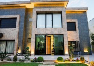 فيلا للبيع 450م في كنجان ستي