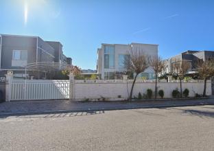 فيلا للبيع 450م في كنجان ستي