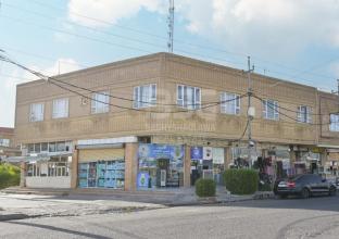 ملك تجاري للبیع 200م في حي باداوة