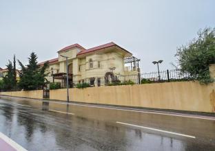 فيلا للبيع 2100م في کرین لاند