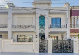 دار للبیع 200م في حي سربستي