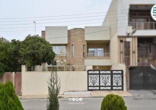 خانوو بۆ فرۆشتن 200م لە گەرەکی کوێستان 