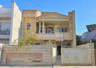 بيت للبيع 300م في حي موفتي