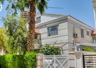 دار للإیجار 324م في قریة انکلیزیة 