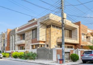 خانوو بۆ فرۆشتن 200م لە گەرەکی نازناز