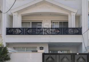 House for Sale 150m in Roshnbiry