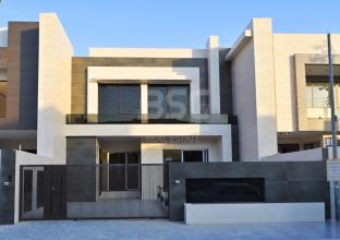 House for Sale 300m in Runaky