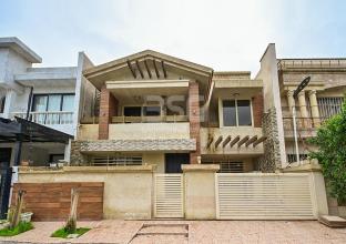 دار للإیجار 200م في حي سربستي (32 بارک)