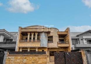 دار للبيع 250م في حي سربستي (32 بارک)