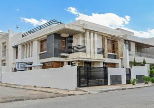House 250m for Sale in Sarbasty(32 Park)