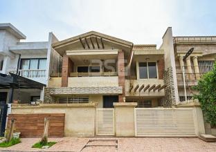 House 200m for Rent in (32 Park) Sarbasty