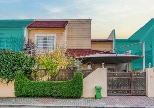 دار للايجار 240م في ایطالي ستي 2 